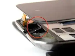 Cómo instalar correctamente el cable flexible en el Touch de 4.ª generación