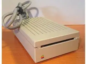 Reparación de disquetera externa de 3.5 Apple
