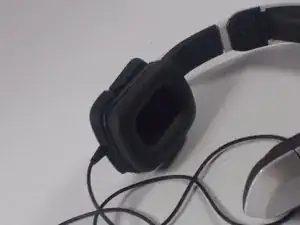Reparación del Zumbido del Altavoz  de los Tritton Kunai