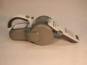 Reparación de aspiradora de mano Black and Decker PHV1810