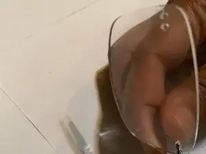 Sustitución de las patillas de unas gafas sin montura
