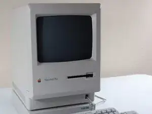 Reparación de Macintosh plus