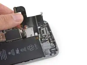 Ensamblaje del conector Lightning