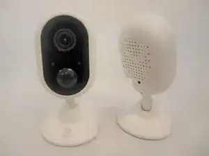 Reparación de Cámara de seguridad para interiores con Wi-Fi Swann