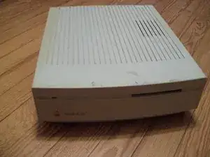 Desmontaje de Macintosh IIsi