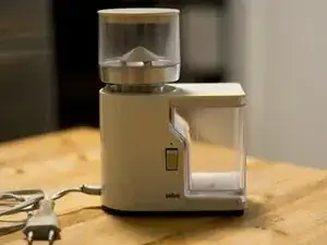 Reparación del molinillo de café Braun KMM1