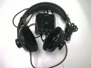 Razer Megalodon: Auriculares USB para Juegos con Sonido Envolvente Virtual 7.1