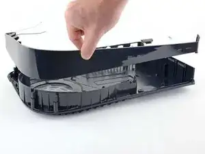 Cómo quitar el panel central en una PlayStation 5