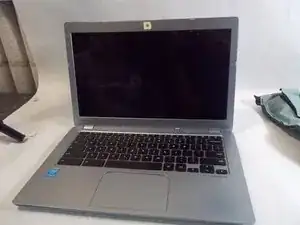 Reparación de Toshiba CB35-3350 Chromebook 2