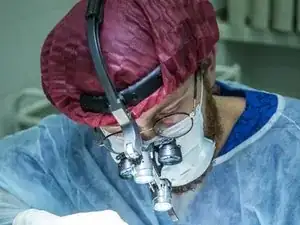 Reparación de equipamiento quirúrgico