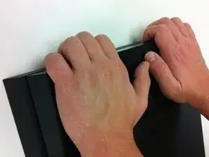 Cómo expulsar manualmente un disco atascado en una PlayStation 4