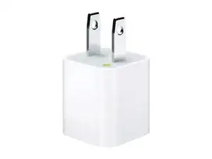 Reparación de adaptador de corriente USB Apple
