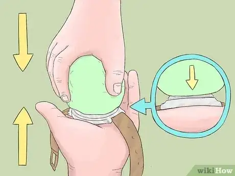 صورة عنوانها Pry off a Watch Backing Without Proper Tools Step 6