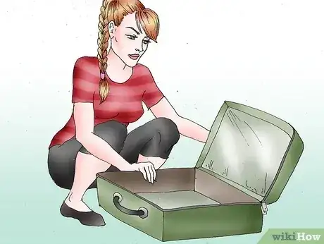 صورة عنوانها Pack for a Trip Step 4.jpeg
