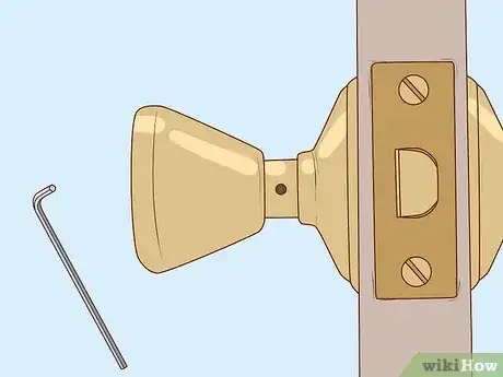 صورة عنوانها Remove a Door Handle Step 8