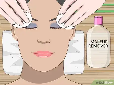صورة عنوانها Give a Facial Step 4