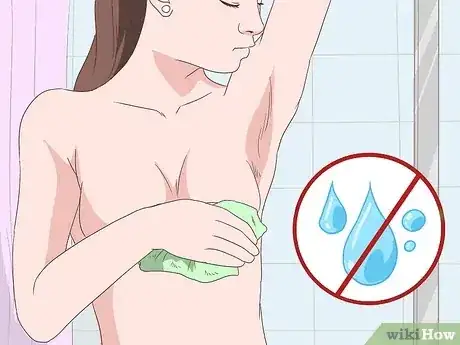 صورة عنوانها Get Rid of a Rash Under Breasts Step 9