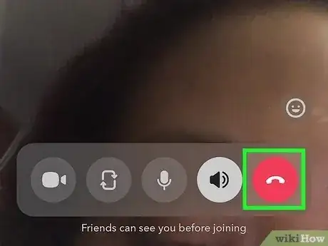 صورة عنوانها Call Friends on Snapchat Step 7