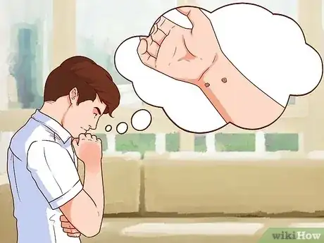 صورة عنوانها Remove Warts Naturally Using Garlic Step 16