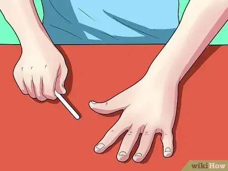صورة عنوانها Do an Easy Magic Trick Step 3