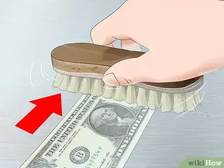 صورة عنوانها Straighten Out a Dollar Bill Step 18
