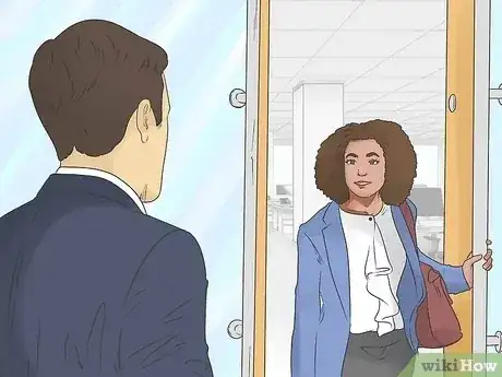 Gambar berjudul Introduce Yourself at a Job Interview Step 14