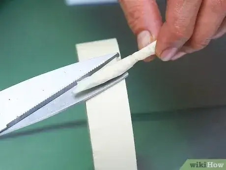 Gambar berjudul Make Divining or Dowsing Rods Step 7