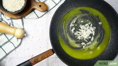 Gambar berjudul Make Risotto Step 8