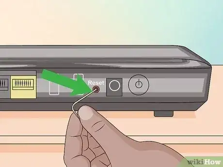Gambar berjudul Reset a Netgear Router Step 2