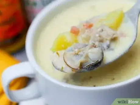 Gambar berjudul Make New England Clam Chowder Step 12