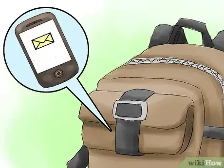 Gambar berjudul Pack a Rucksack Step 08