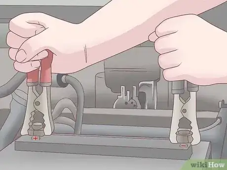 Gambar berjudul Charge a Car Battery Step 9