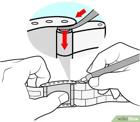 Gambar berjudul Remove Watch Band Links Step 4