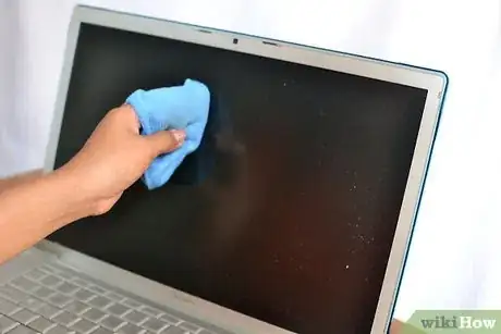 Imagem intitulada Clean a Macbook Pro Screen Step 2Bullet2