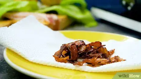 Imagem intitulada Cook Cabbage and Potatoes Step 2