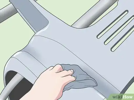 Imagem intitulada Weld Plastic Step 2