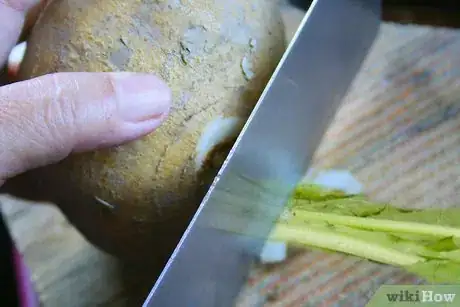 Imagem intitulada Cook Turnips Step 2