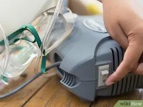 Imagem intitulada Use a Nebulizer Step 7