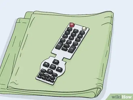 Imagem intitulada Repair a Remote Control Step 8