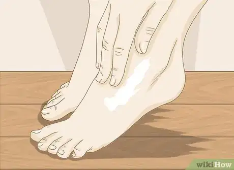 Imagem intitulada Be a Foot Model Step 10