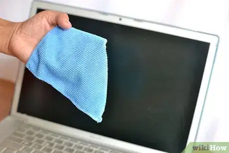 Imagem intitulada Clean a Macbook Pro Screen Step 7Bullet2