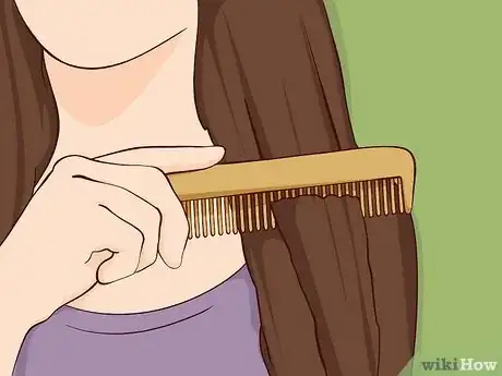 Imagem intitulada Fix Hair That No Longer Holds Color Step 18