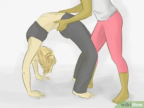 Imagem intitulada Do a Back Limber Step 4