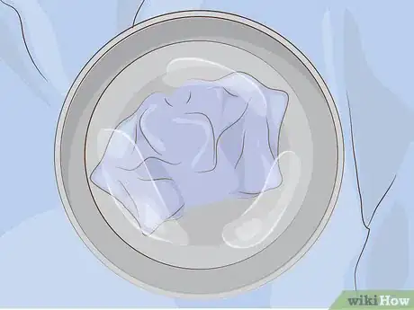 Imagem intitulada Remove Polyurethane Step 13