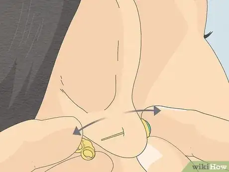Imagem intitulada Clean Your Ear Piercing Step 8