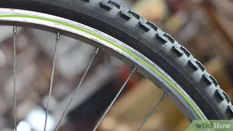 Imagem intitulada Inflate Bike Tires Step 2