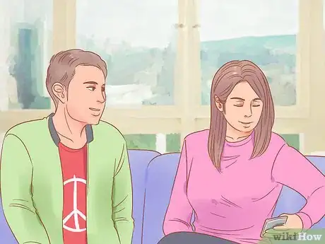 Imagem intitulada Catch a Cheating Girlfriend Step 1