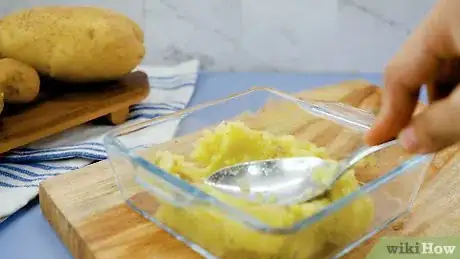 Imagem intitulada Fix Gluey Mashed Potatoes Step 7