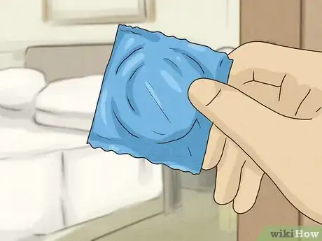 Imagem intitulada Control Vaginal Discharge Step 7