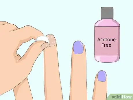 Imagem intitulada Stop Your Nails from Peeling Step 1